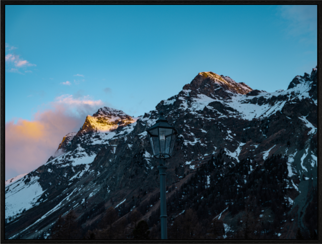 Switzerland Lamp